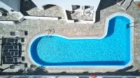 Nissos Thira - piscina