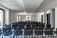 Hotel du Roi & Spa by Sowell Collection