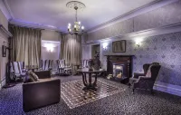Queens Hotel Hotels in Ennis