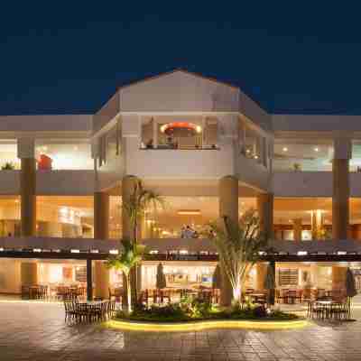 Suites by Marival Emotions All Inclusive Hotel Exterior