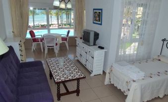 Apartamentos Intercentro Torrox-Costa