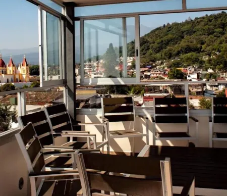 Hotel San José Plaza Coatepec Отели в г. Коатепек