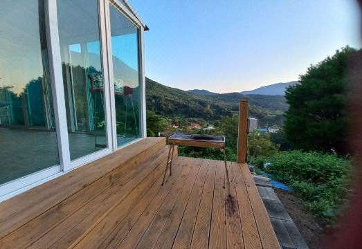 영남 알프스 션하우스의 아름다운 배경