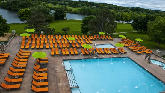 Grand Geneva Resort and Spa