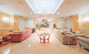 5. Hotel Fi..