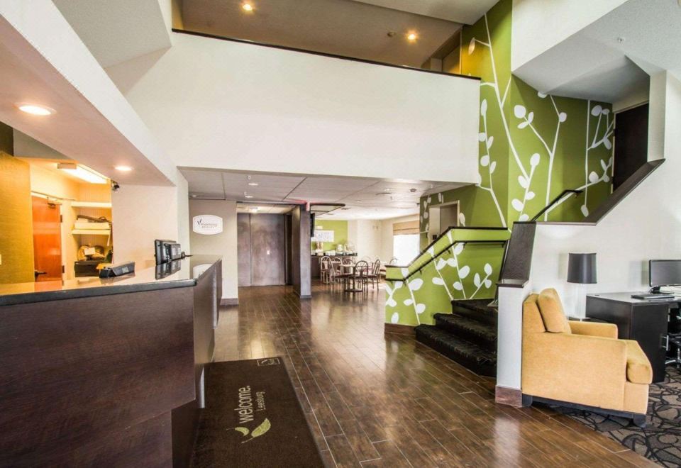 슬립 인 리즈버그 체인 오브 레이크스