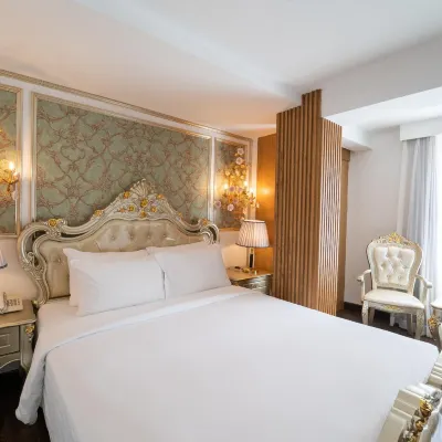 The White Hotel 8A Thai Van Lung Hotels near Saigon Japan Town