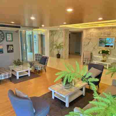 Room for Love@The Blu X Others