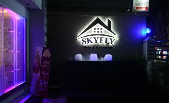 SkyFly Hotel & Restaurant