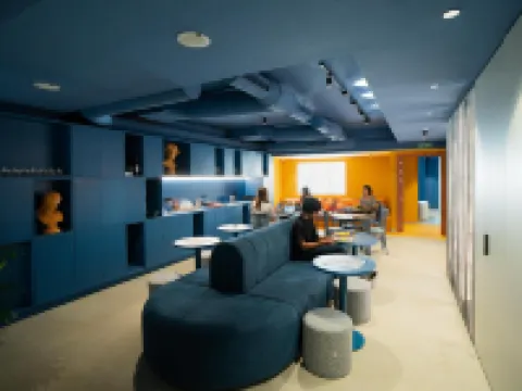 コエオ ポッド ホステル ベアタス マラガのホテル