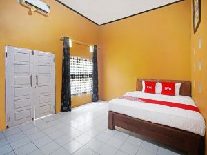 OYO 90229 Fidel Caestro Homestay