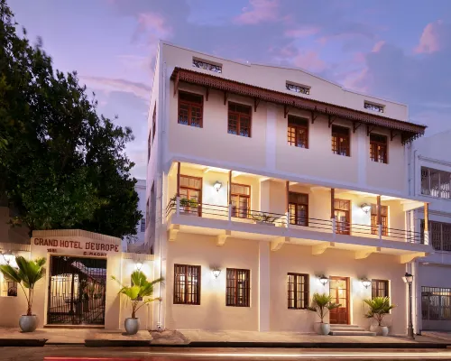 Grand Hotel d'Europe Hotels in Pondicherry