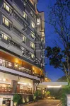 Sukajadi Hotel and Gallery Hotel dekat Maincamacama Studio