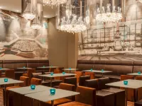Motel One Leipzig-Augustusplatz Hotels near Gewandhaus