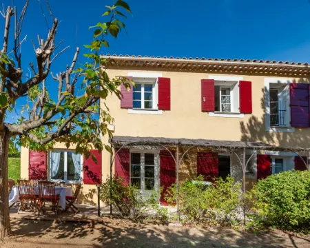 Mas de l'Oulivier Hoteles en Roussillon