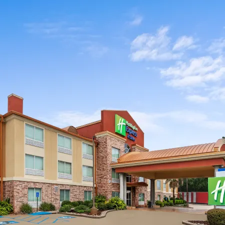 Holiday Inn Express & Suites LAFAYETTE-SOUTH by IHG