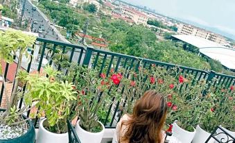 Uptown Hoi An Hotel & Spa