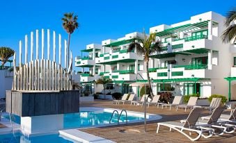 Nazaret Apartments