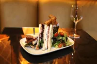 Earl of Doncaster Hotel - Breakfast