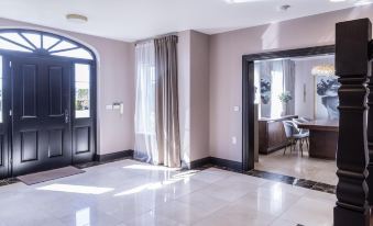 Luxurious 4Bd Family Retreat in Magherafelt - Housity