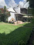 Villa De Antano Hoteles en Santa Ana