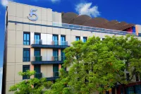 LN Hotel Five Hotel di Guangzhou