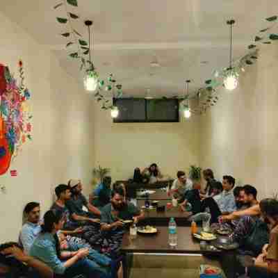 Tatsat Hostel & Cafè Dining/Meeting Rooms
