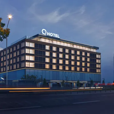 Q Hotel Plus Wrocław Bielany Отели рядом с достопримечательностью «Вроцлавский технологический парк»