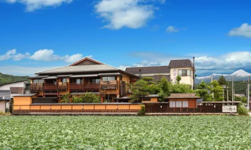 奥嬬恋温泉 干川旅館 花いち