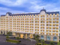 Vinholidays Fiesta Phu Quoc Hotels near Long Beach