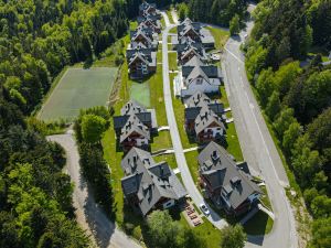 Pohorje Village Wellbeing Resort - Forest Hotel Videc