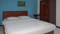 RedDoorz at Hotel Rumberpon Sorong  호텔
