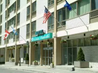Hotel les Suites Labelle Hotels near Fleuristerie O'Fleurs