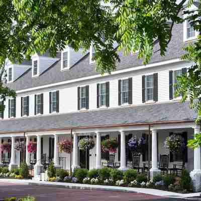 The Groton Inn Hotel Exterior