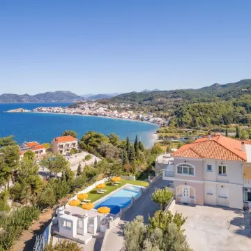 Penny Luxury Apartments Samos