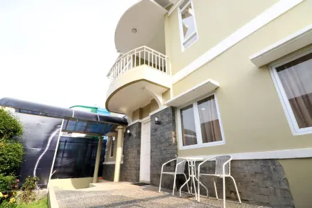 Diyar Villas Puncak K3/9