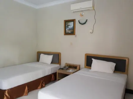 Hotel Agrowisata Отели в г. Mungkajang