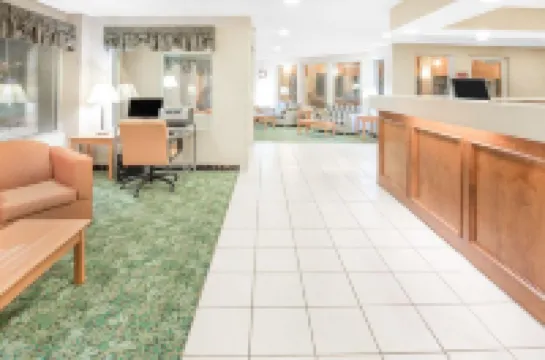 SureStay Plus Hotel by Best Western Redding