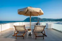 Royal Bay - สระว่ายน้ำแบบอินฟินิตี้