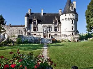 Chateau de Crazannes