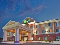 Holiday Inn Express & Suites El Dorado, KS