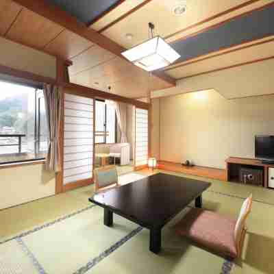 昼神温泉 ユルイの宿 恵山 Rooms