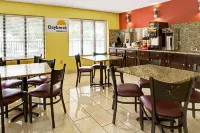 希科利/康諾弗戴斯飯店