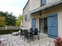 Chambre d'hôtes, le Bilan فنادق في Maignaut