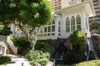 Hilton Hawaiian Village Waikiki Beach Resort Hotels near Duke Paoa Kahanamoku Beach Park