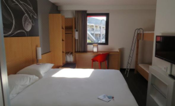Ibis Soissons