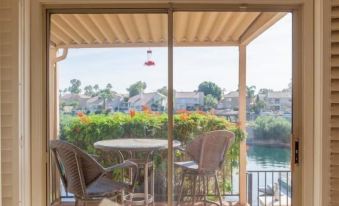 4BR Ocotillo Home w/o Pool