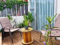 714 Studios Các khách sạn gần La Sabana Park