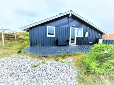 "Clara" - 500m from the Sea Отели в г. Bjerregard