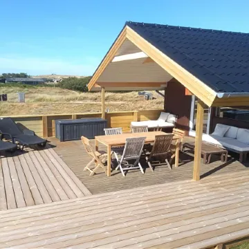 "Krak" - 1km from the Sea